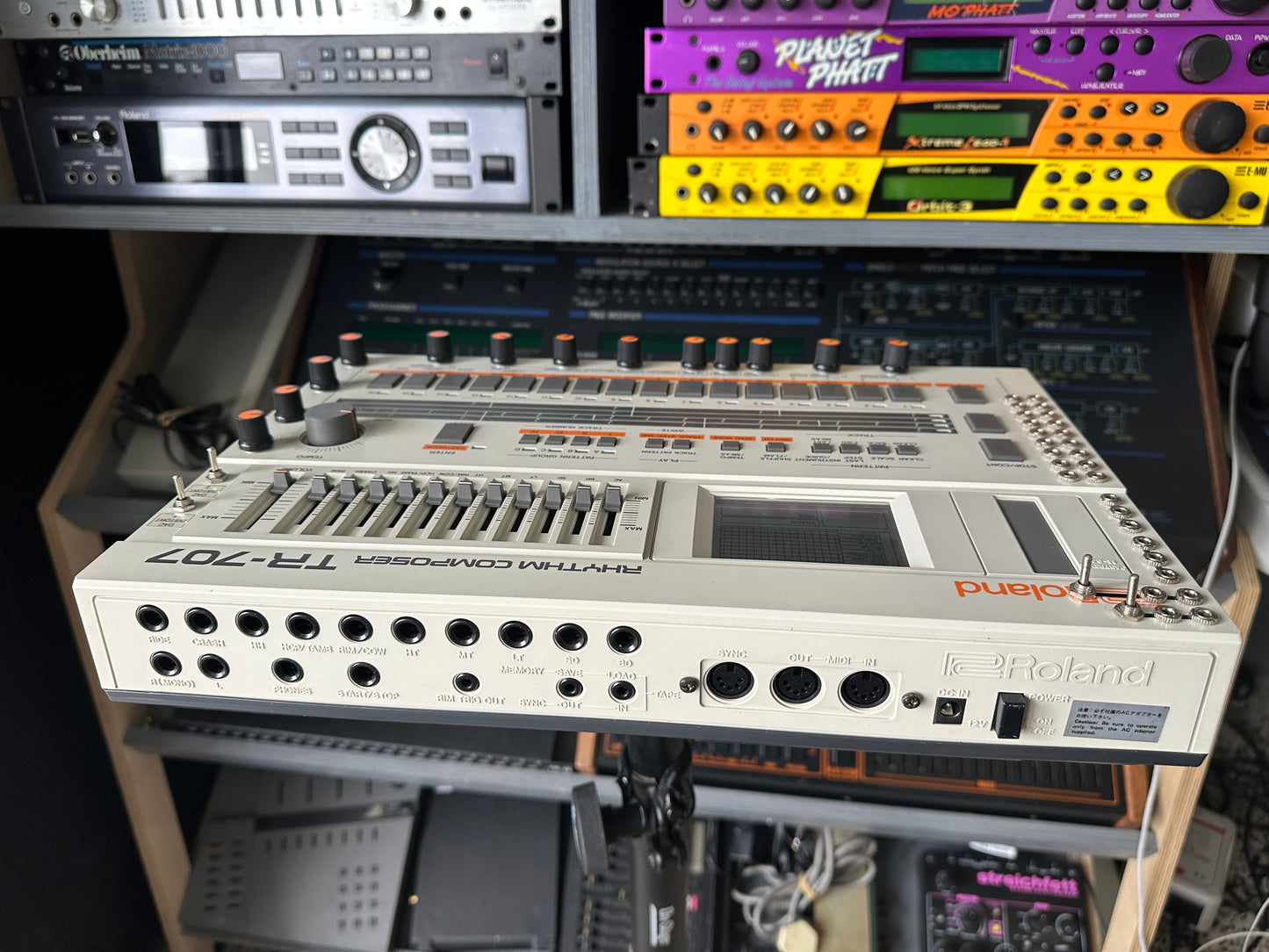 Roland TR-707 rhythm composer