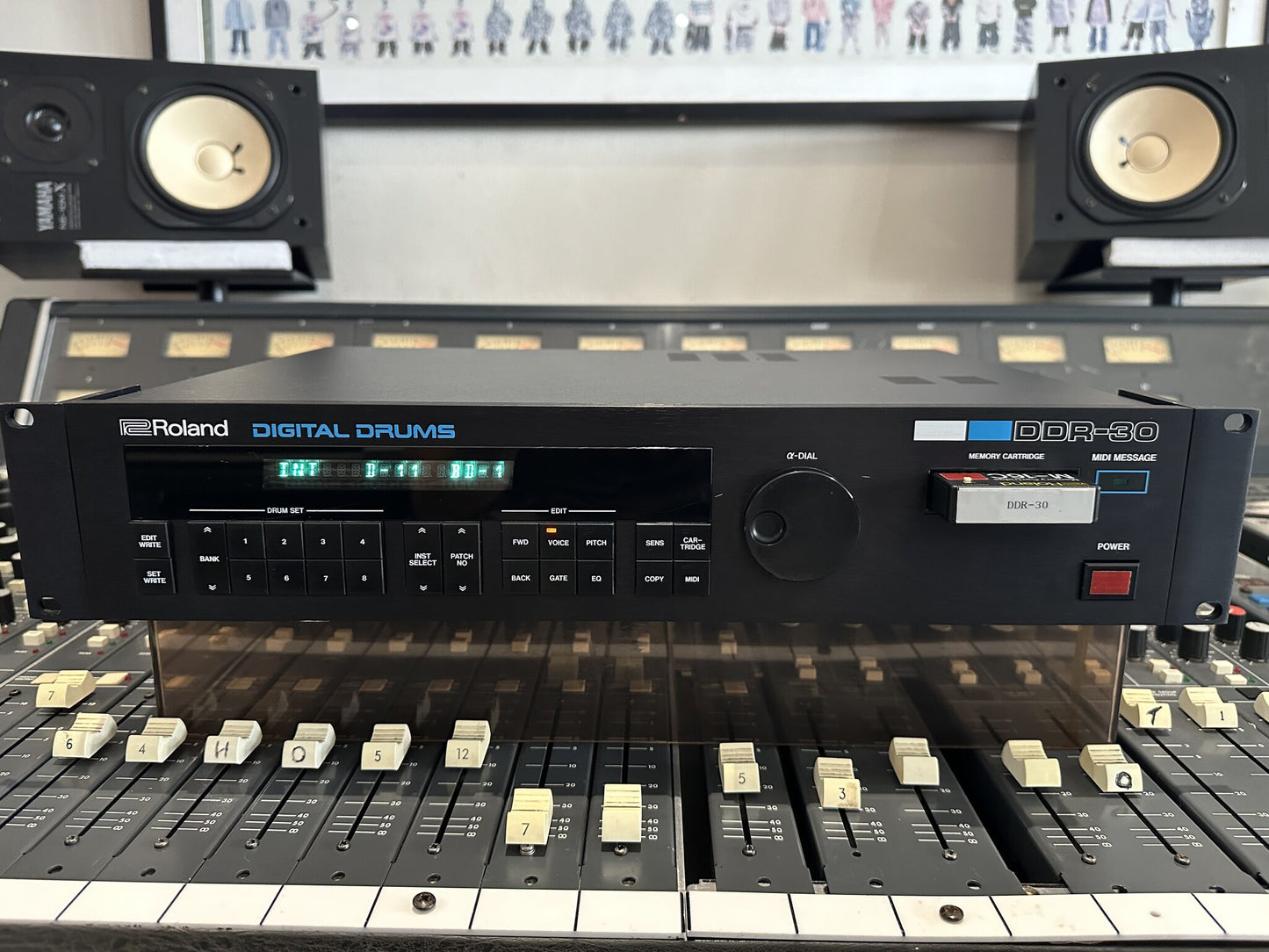 Roland DDR-30 Digital Drums module