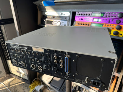 Akai S3200 rear