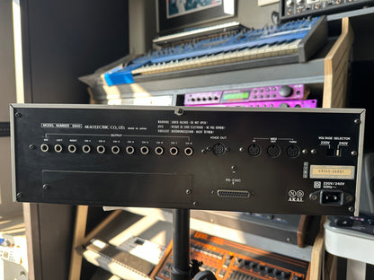 Akai S950 rear