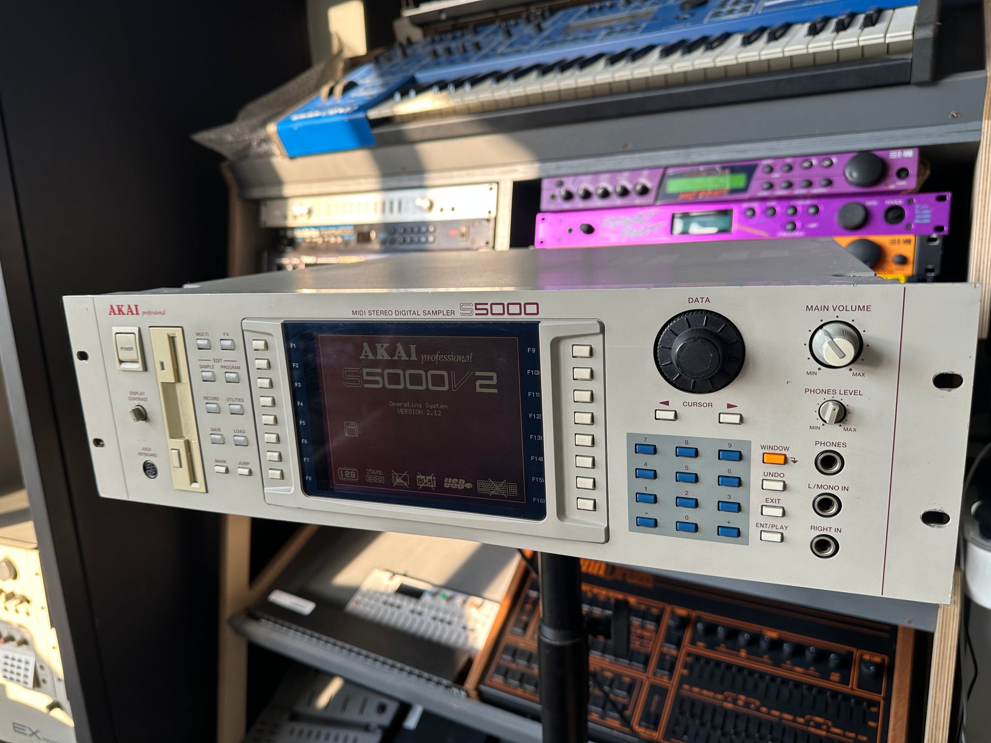 Akai S5000