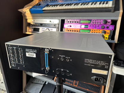 Akai S1000 rear