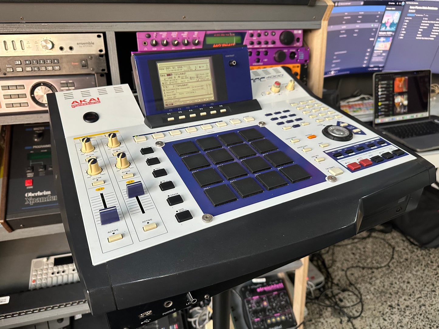 Akai MPC4000