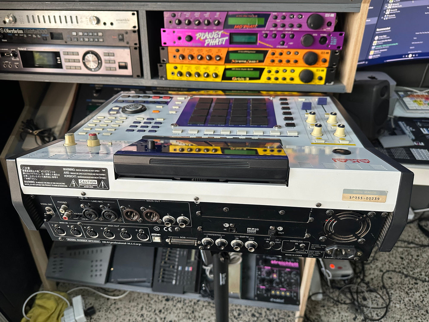 Akai MPC4000 rear