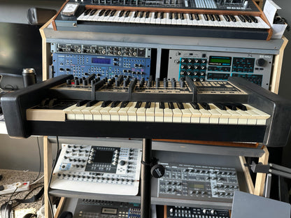 OSCar: The Rare British Mono-Duo Synth With a Cult Following