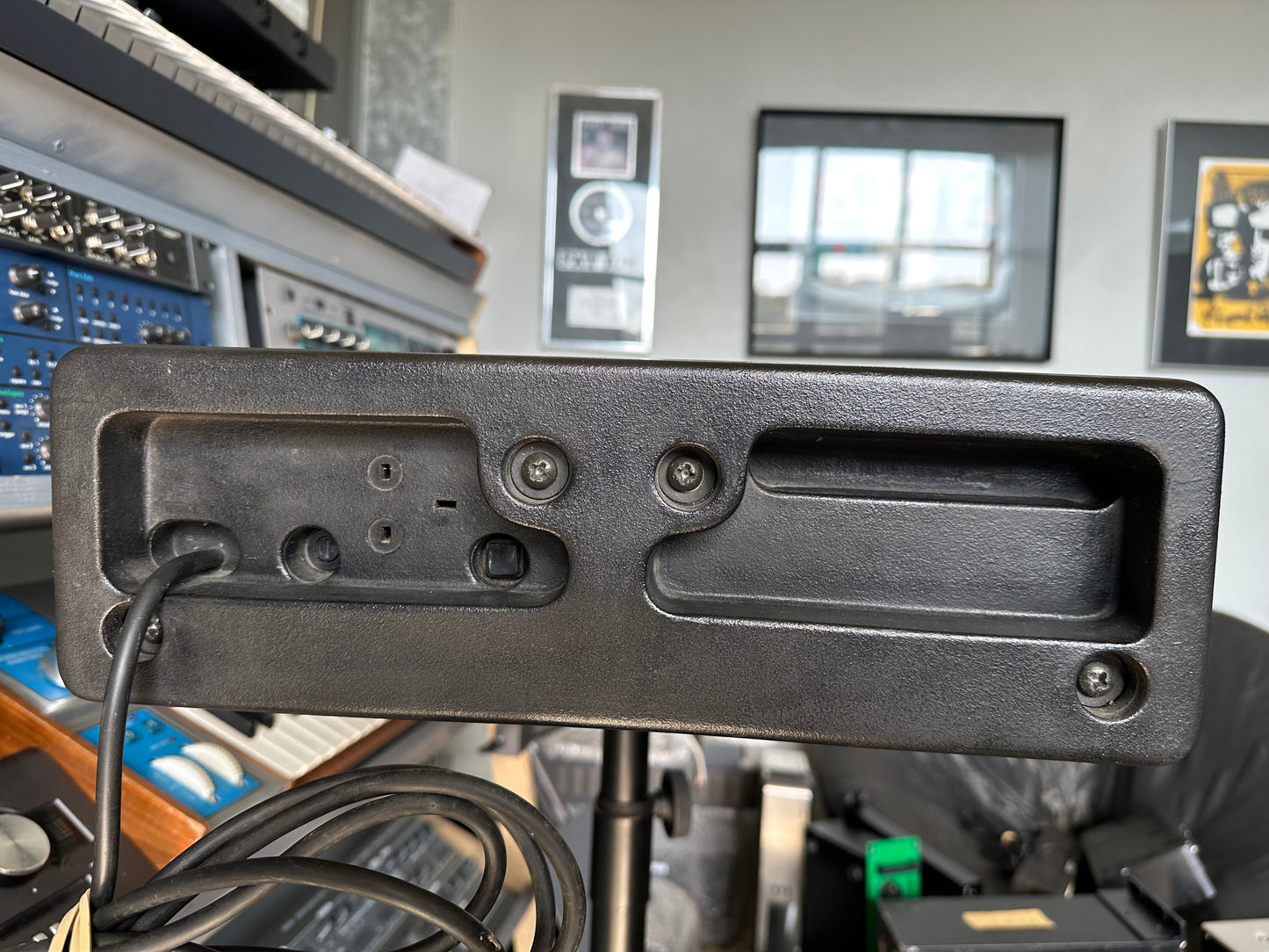 OSCar: The Rare British Mono-Duo Synth With a Cult Following