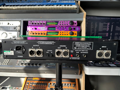 Joemeek SC4: Stereo Photo-Optical Compression With That Green British Glue