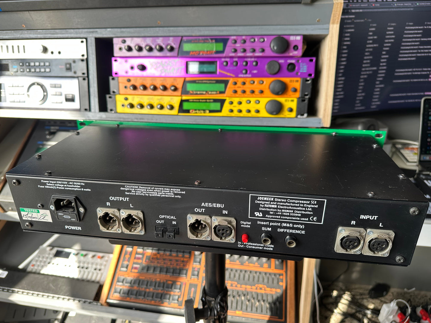 Joemeek SC4: Stereo Photo-Optical Compression With That Green British Glue