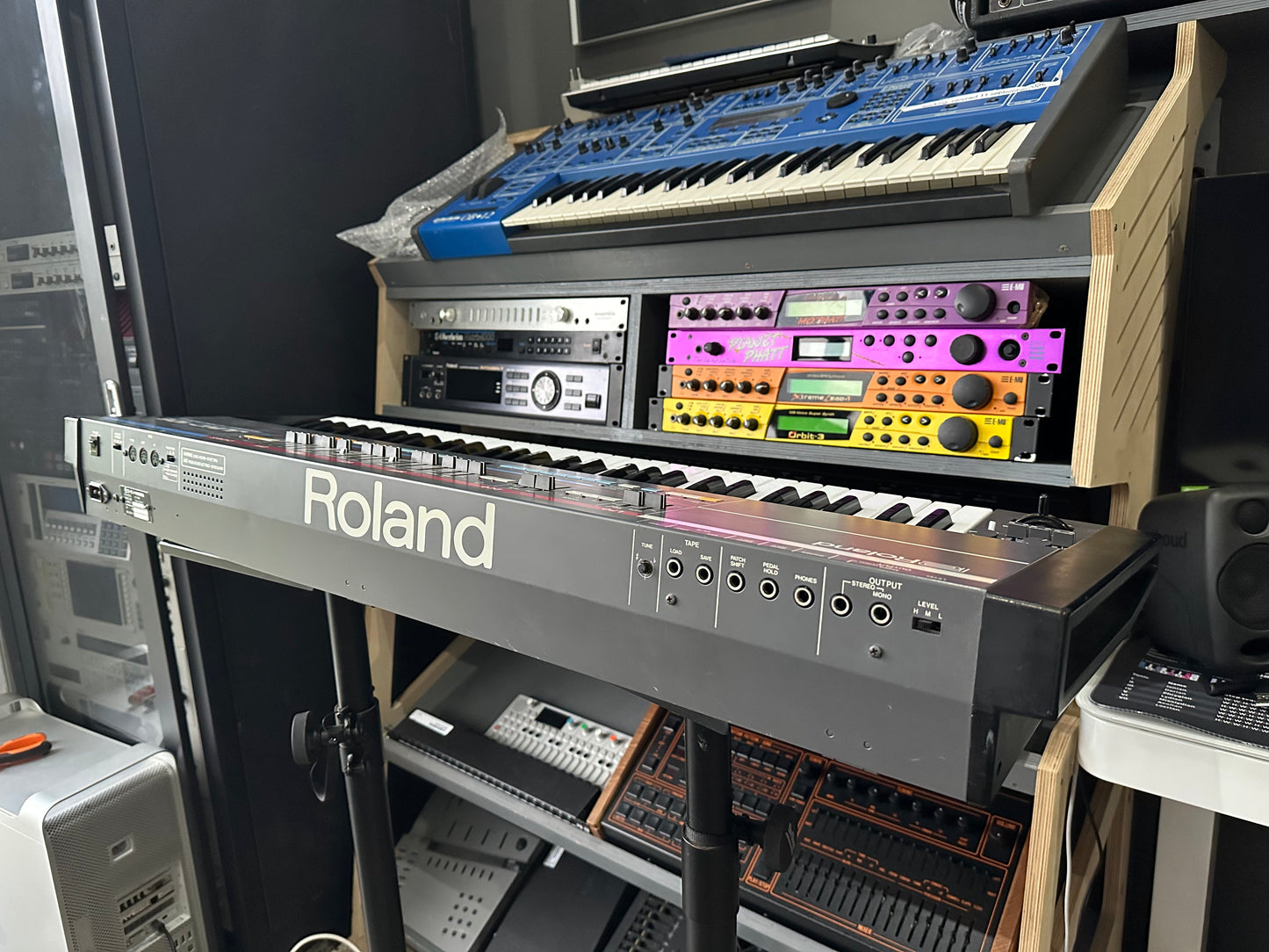 Roland Juno-106: The 80s Polysynth Everyone Wishes They'd Kept