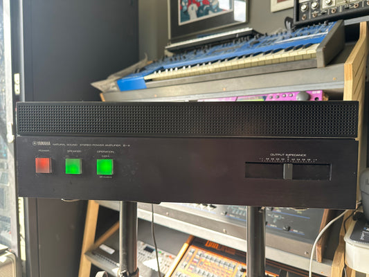 Yamaha B-4 Natural Sound stereo power amplifier