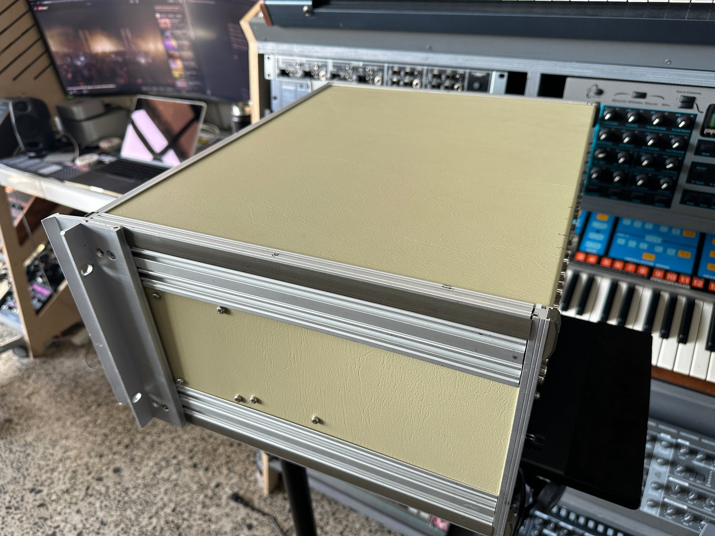 REVAC NM-88 8-channel microphone preamplifier