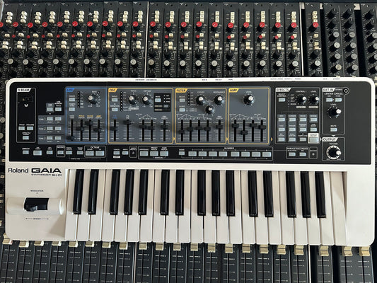 Roland GAIA SH-01: The Friendliest Big-Sounding Synth You'll Ever Meet