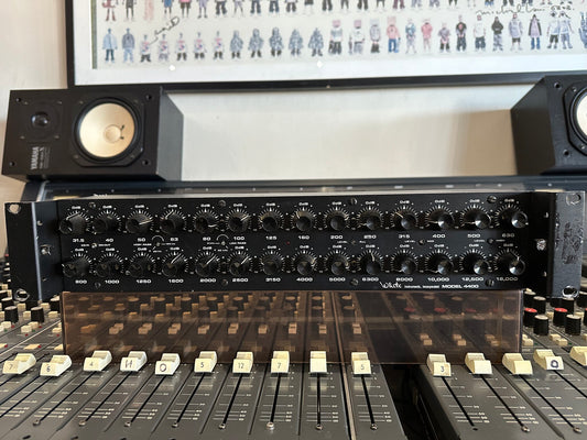 White Instruments 4400: The 28-Band Tone Surgeon