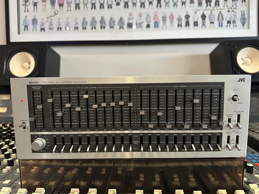 JVC SEA-7070: A Serious Vintage Graphic EQ From the Golden Age of Hi-Fi
