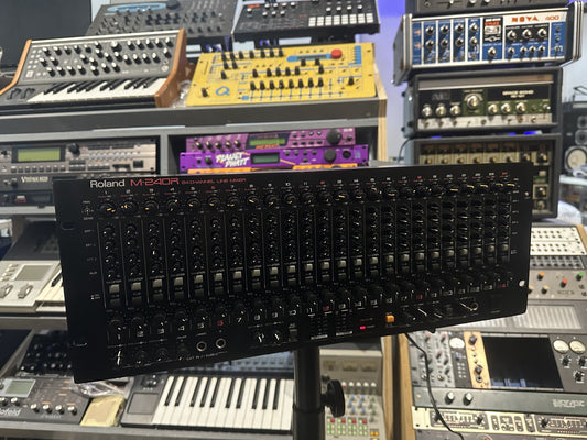 Roland M-240R line mixer