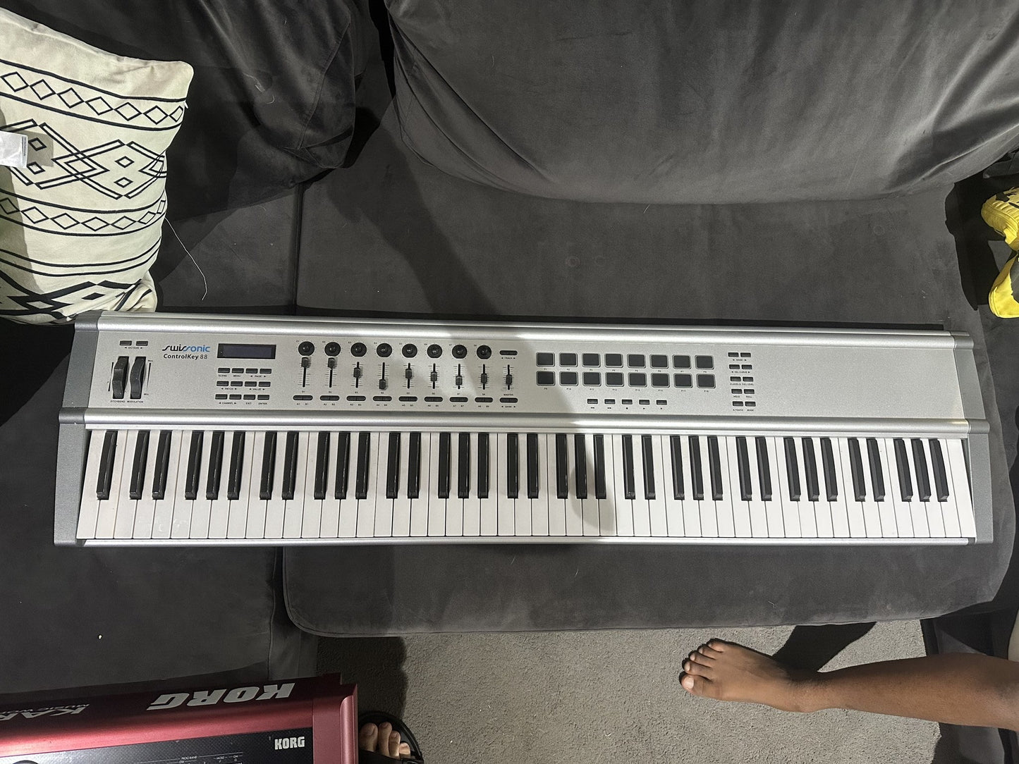 Swissonic ControlKey 88 MIDI controller