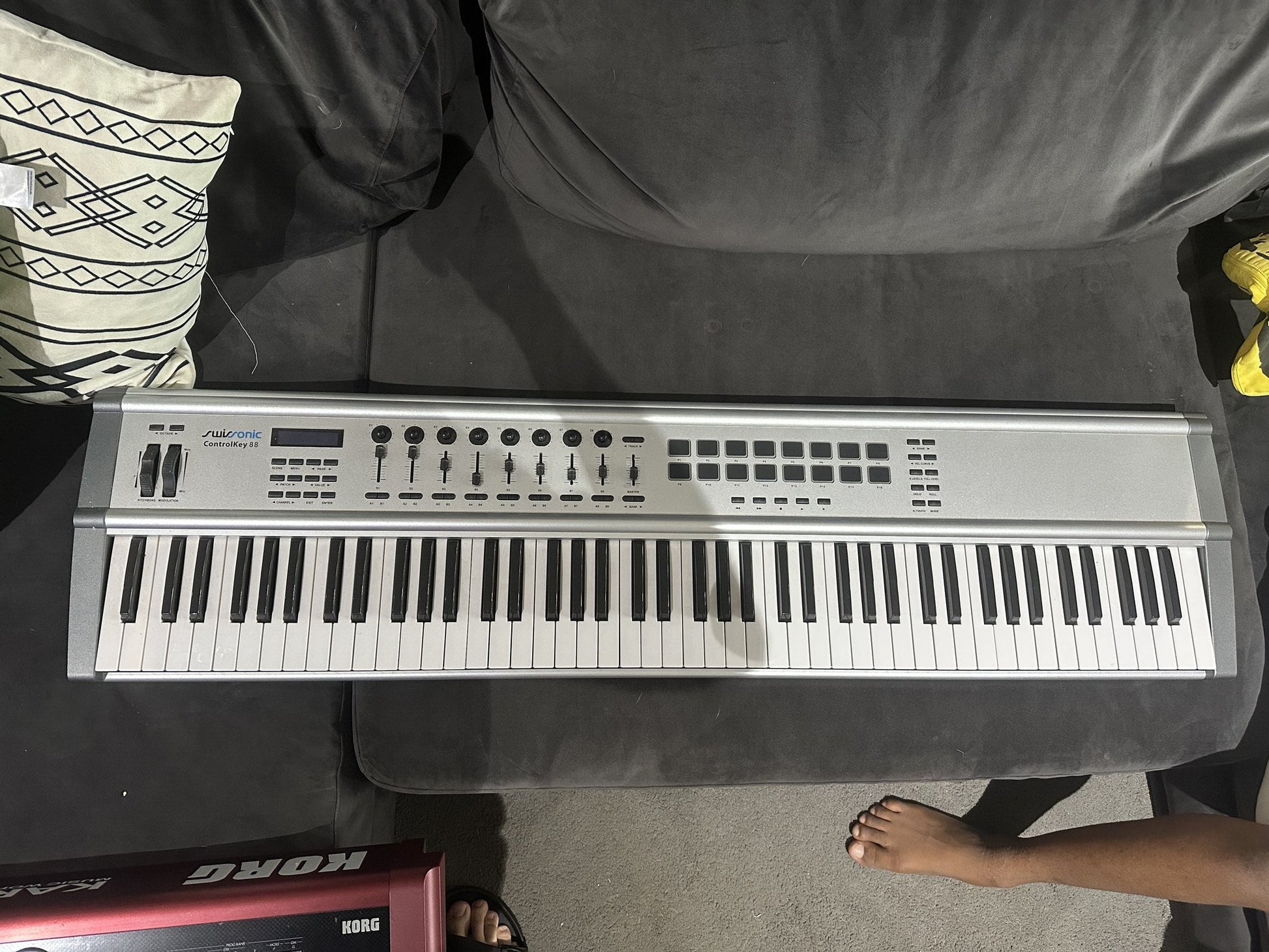Swissonic ControlKey 88 MIDI controller