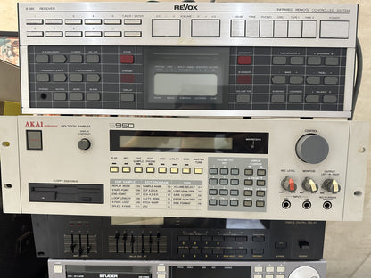 Akai S950 12-bit rackmount sampler
