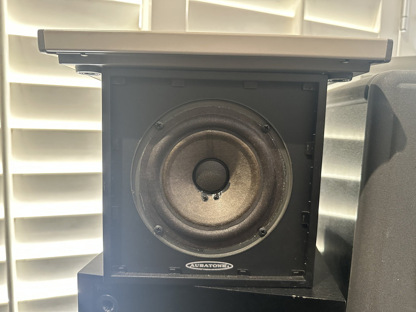 Auratone 5C mixcube monitor