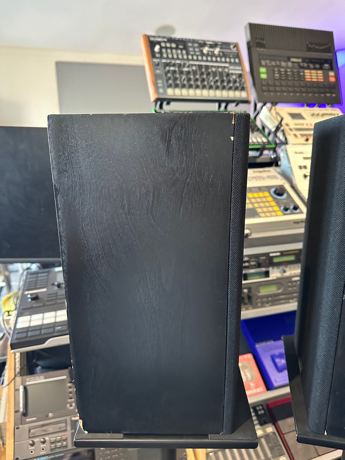 Yamaha NS-10M: The Studio Standard That Sounds Like Cardboard and Tells the Truth